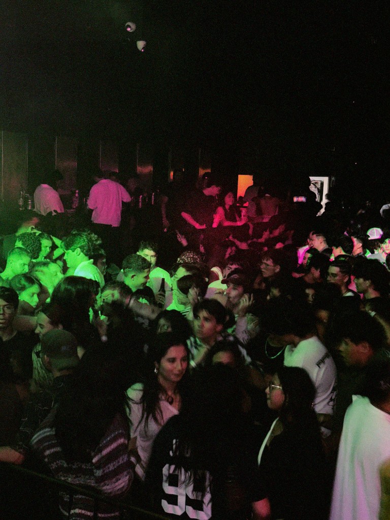 Comunidad estudiantil en una Fiesta ATI